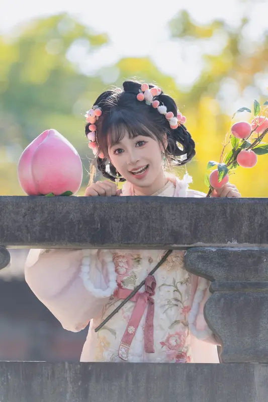 [YITUYU艺图语]2025.03.06 水蜜桃味儿的 夏芋小年 - 艺图语
