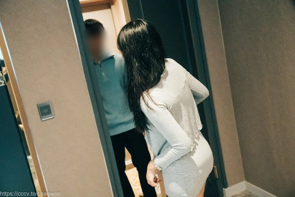 [Loozy] SonSon (손손) - Massage girl - Sonson(손손)